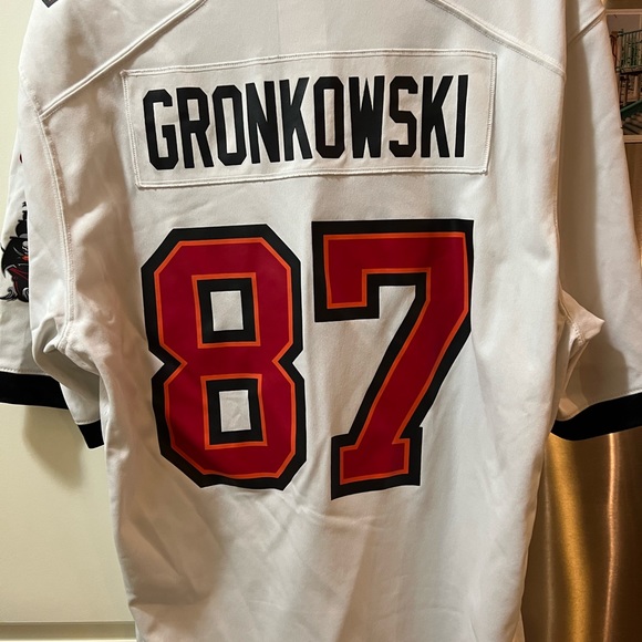 Tampa bay bucs - Picture 2 of 4